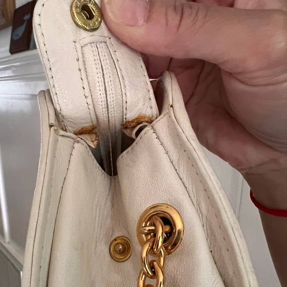 Anne Klein For Calderon Vintage Leather Shoulder Bag - Picture 6 of 13